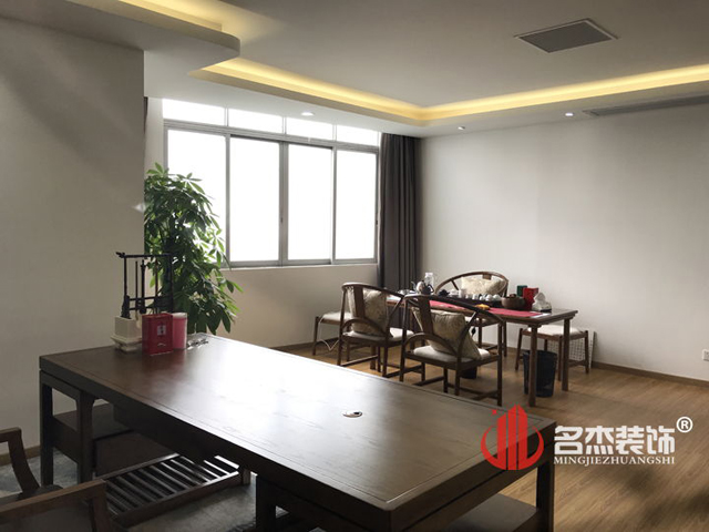 办公室番茄视频黄色APP下载链接设计.jpg